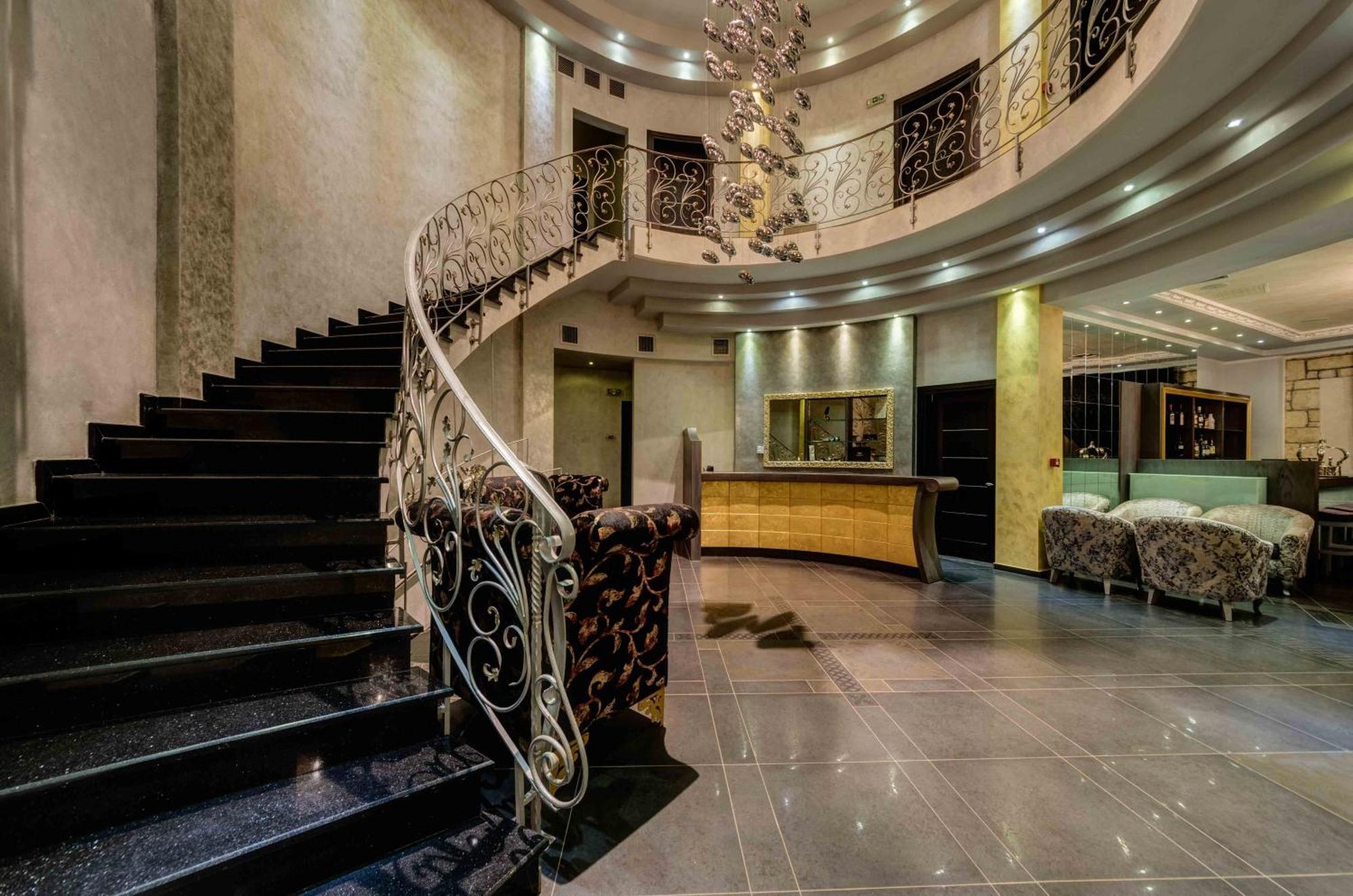 Chateau Rond Boutique Hotel & Spa Káto Loutrákion Exterior foto